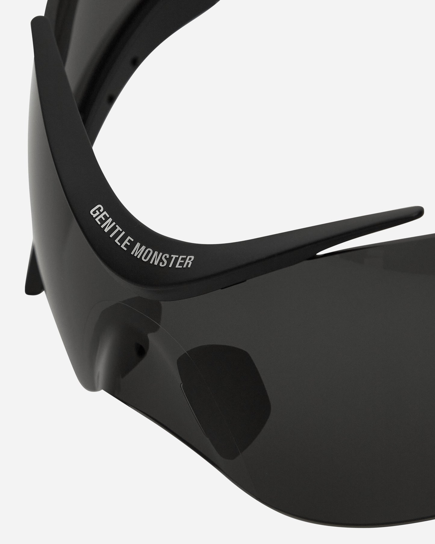 Gentle Monster Spiral 01 Black Eyewear Sunglasses SPIRAL-01 M01