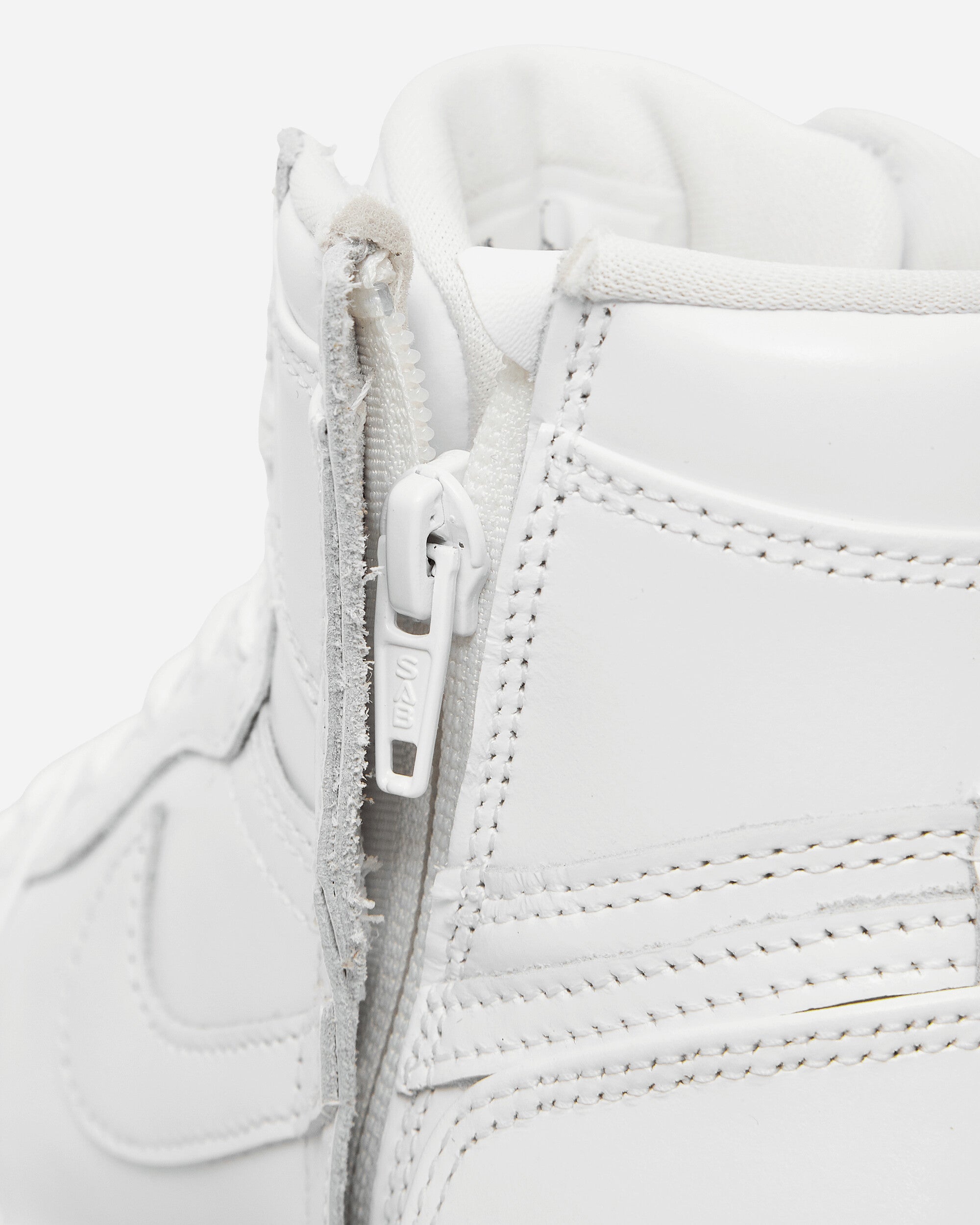 Nike Jordan Wmns Air Jordan 1 Elevate High Se White/Sail/Gum Light Brown Sneakers High FB9894-100