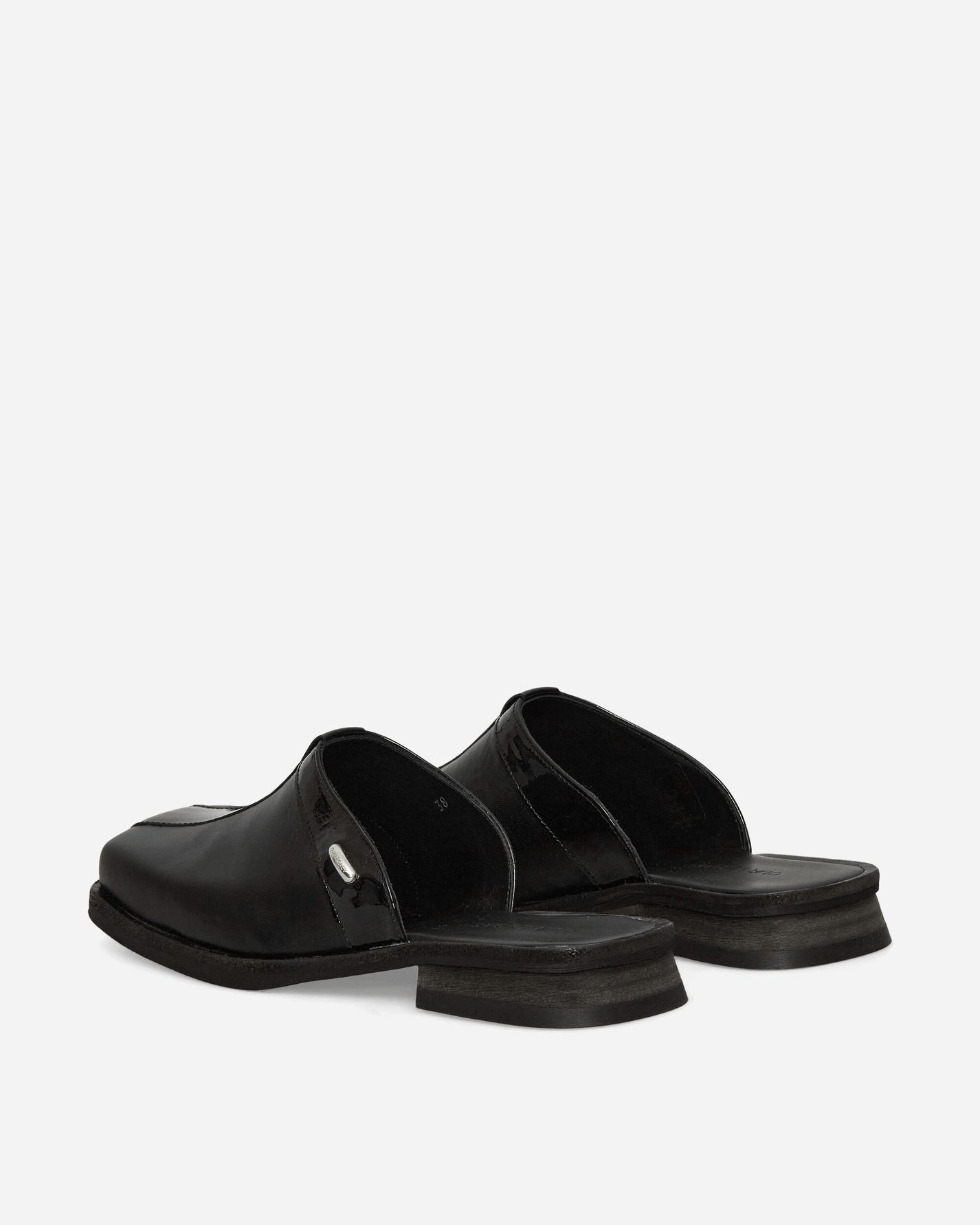 Our Legacy Wmns Blunt Mule Top Dyed Black Leather Sandals and Slides Sandals and Mules A2247ST 001