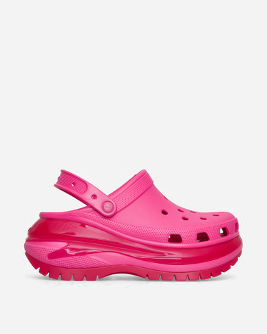 Crocs Wmns Classic Mega Crush Clog Hyper Pink Sandals and Slides Sandals and Mules CR207988 HYPERPINK